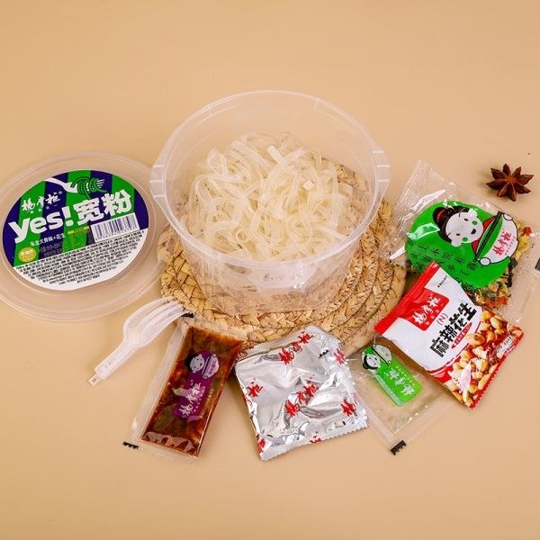 Κύπελλο Instant Vermicelli Instant Noodles Μεγάλο κόκαλο μη πικάντικη γεύση ευρύ γυαλί vermicelli Κινέζικα νουντλς