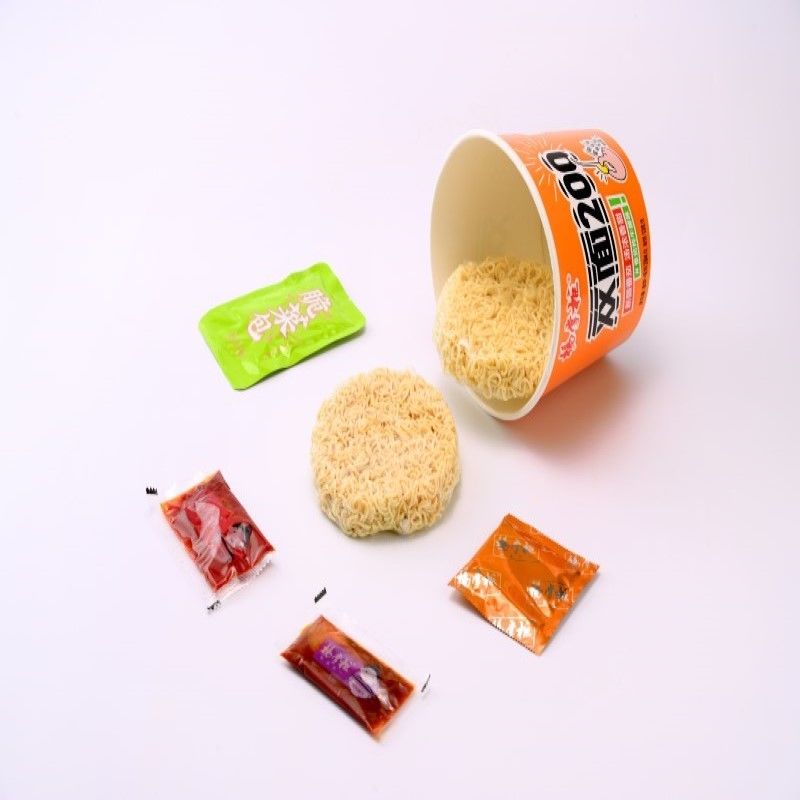 Flavorful Braised Beef Flavor Instant Noodles with Vegetable Ingredients and 202g*12 Net Weight and Competitive